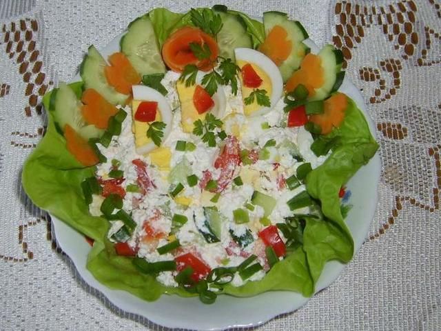 Sałatka twarożkowa Sałatka twarożkowa