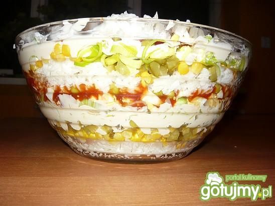 sałatka warstwowa - wieloskładnikowa