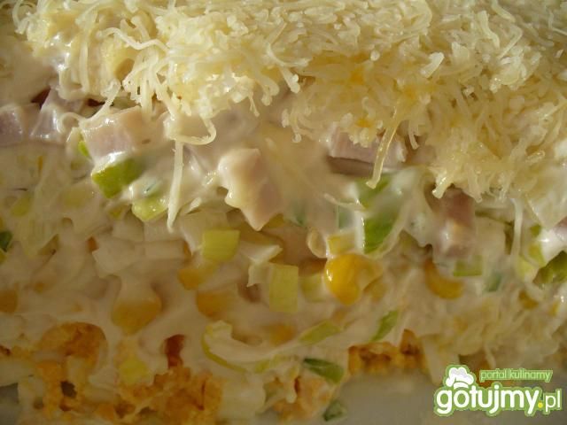 Sałatka warstwowa z porem  Sałatka warstwowa z porem