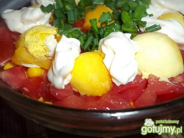 Sałatka warstwowa z wątróbką