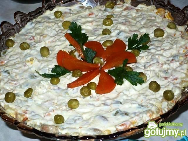 Sałatka warzywna 4 Sałatka warzywna 4