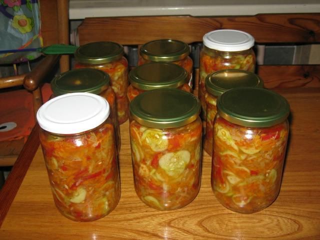  Sałatka warzywna na zimę 