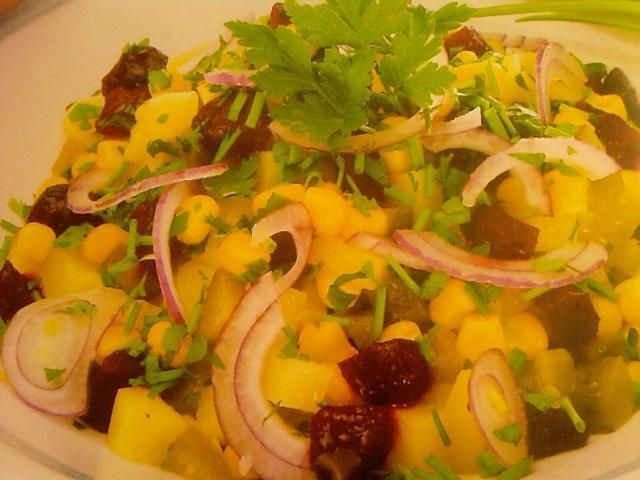 Sałatka warzywno - buraczkowa