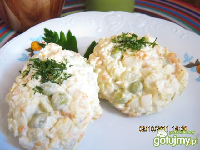 Sałatka wielo-jarzynowa. Sałatka wielo-jarzynowa.