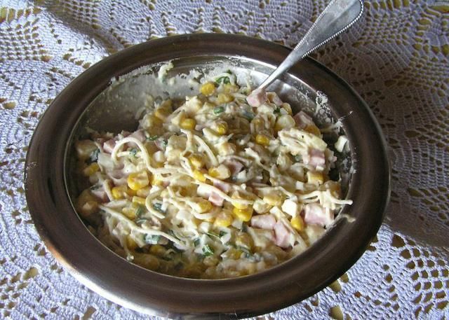 Sałatka  z ananasa...