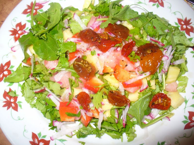 Sałatka z ananasem, arbuzem i kolendrą Sałatka z ananasem, arbuzem i kolendrą