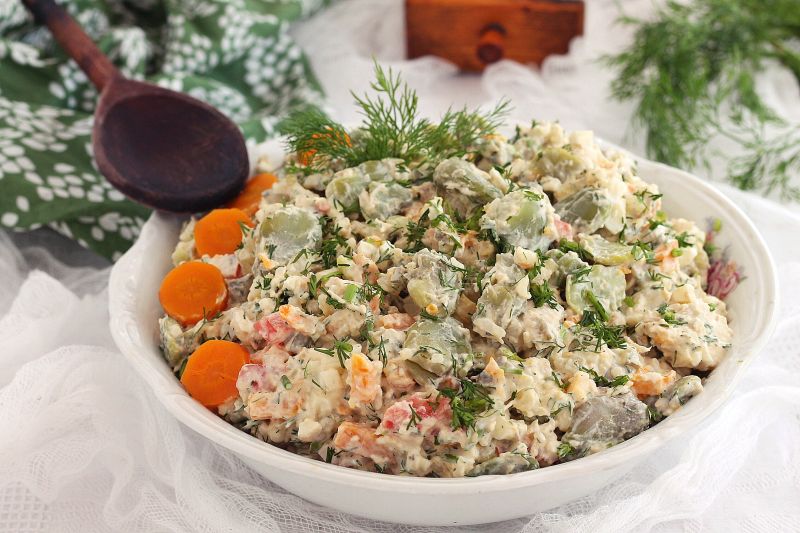 Sałatka z bobem i kurczakiem