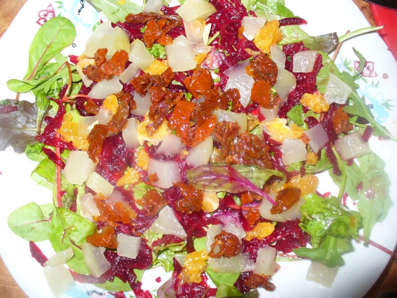 Sałatka z botwinką i buraczkiem pieczonym