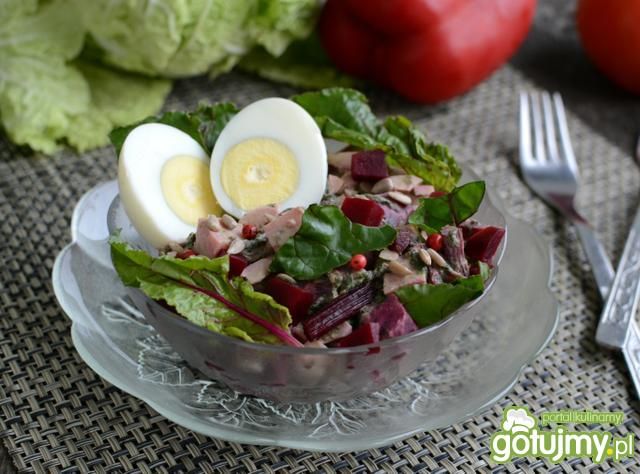 Sałatka z botwinką,jakiem i fetą