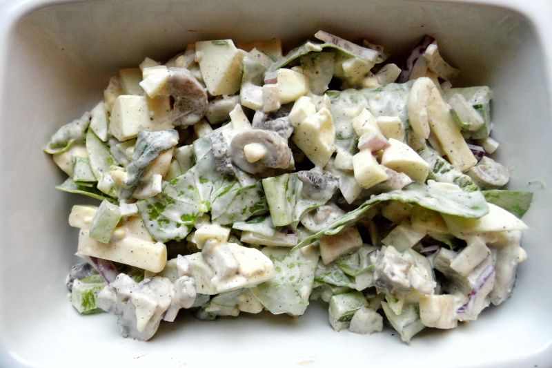 Sałatka z Brązowych Pieczarek i Szpinaku Sałatka z Brązowych Pieczarek i Szpinaku