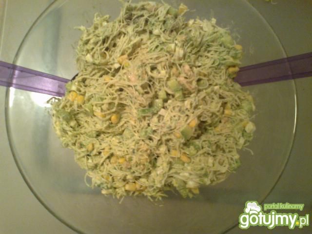 Sałatka z brokułami 3