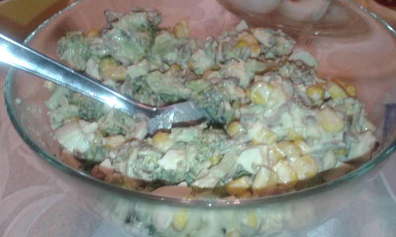 Sałatka z brokułami Sałatka z brokułami