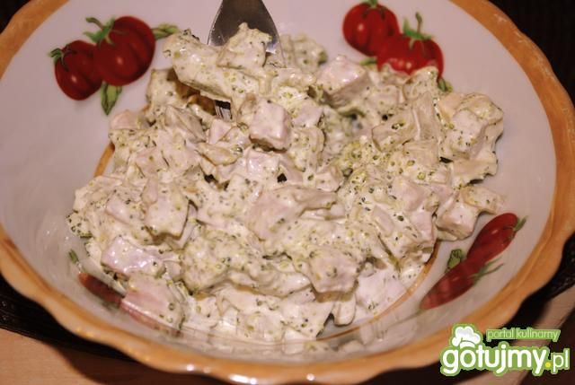 Sałatka z brokułami