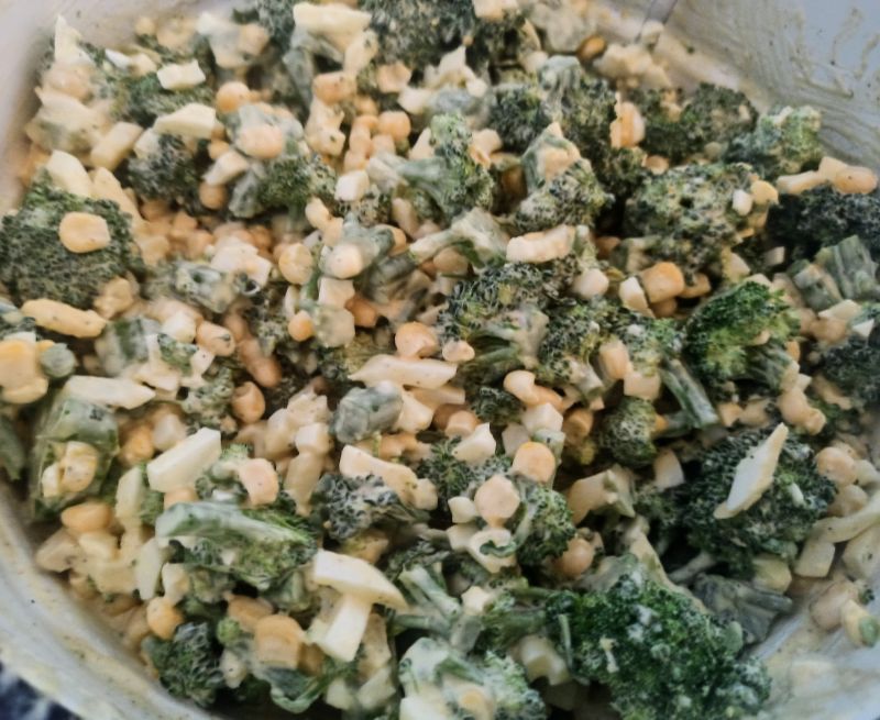 Sałatka z brokułem