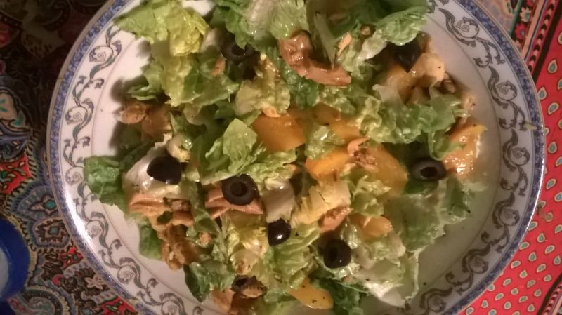 sałatka z brzoskwinią i kurczakiem sałatka z brzoskwinią i kurczakiem