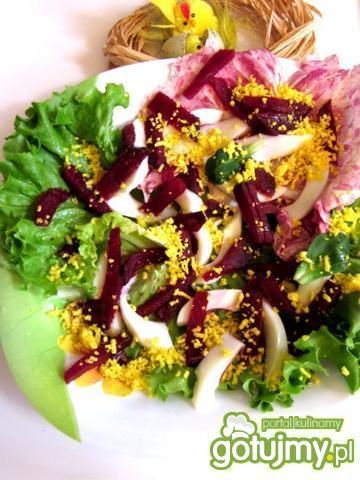 Sałatka  z buraczków i jajek  Sałatka  z buraczków i jajek