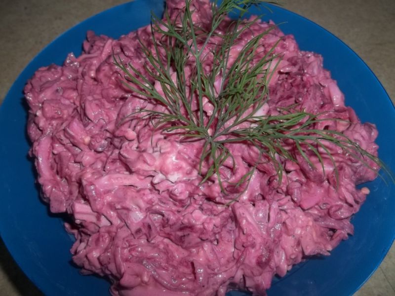 Sałatka z buraczków i jajek Sałatka z buraczków i jajek