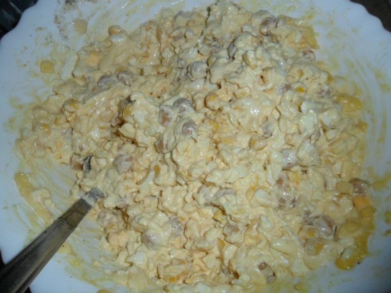 Sałatka z ciecierzycą żółta  Sałatka z ciecierzycą żółta