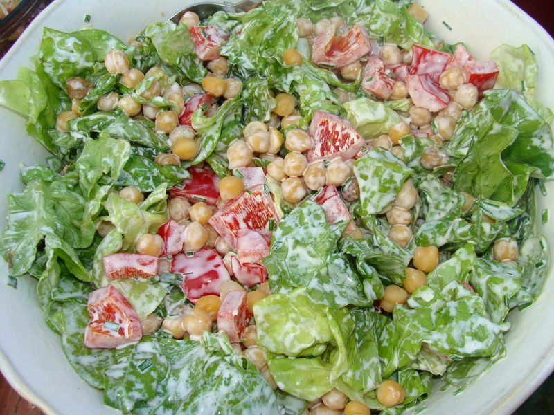 Sałatka z cieciorką Sałatka z cieciorką