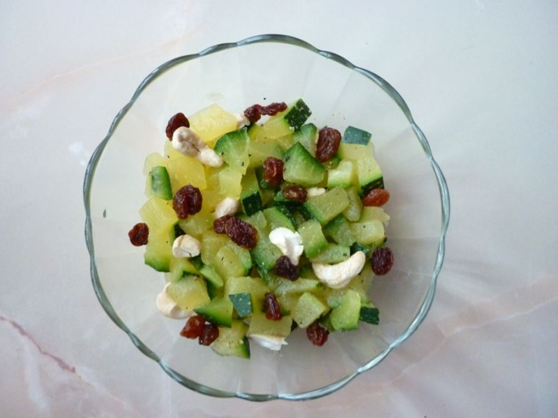 Sałatka z cukinii Sałatka z cukinii