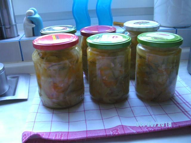 Salatka z cukinii Salatka z cukinii