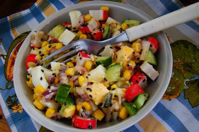 Sałatka z czarnym sezamem 