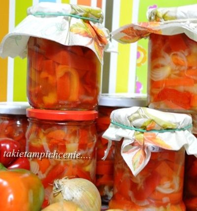 Sałatka z czerwonej papryki