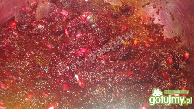 Sałatka z czerwonych buraczków  Sałatka z czerwonych buraczków