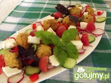 Sałatka z falafelami Sałatka z falafelami