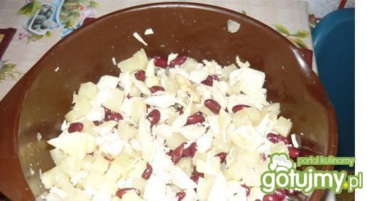 Sałatka z fasolą  Sałatka z fasolą