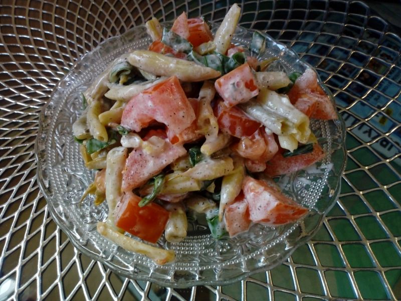 Sałatka z fasolki szparagowej i pomidora