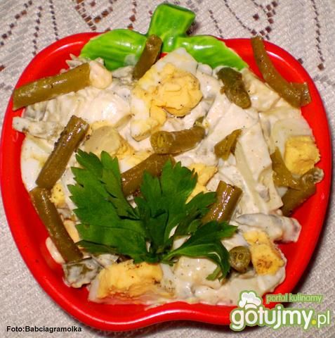 Sałatka z fasolki szparagowej z jajkami 