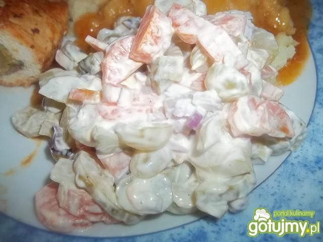 Sałatka z gotowaną marchewką