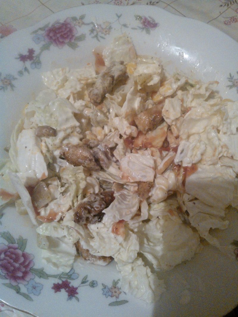 Sałatka z gyrosem warstwowa Sałatka z gyrosem warstwowa