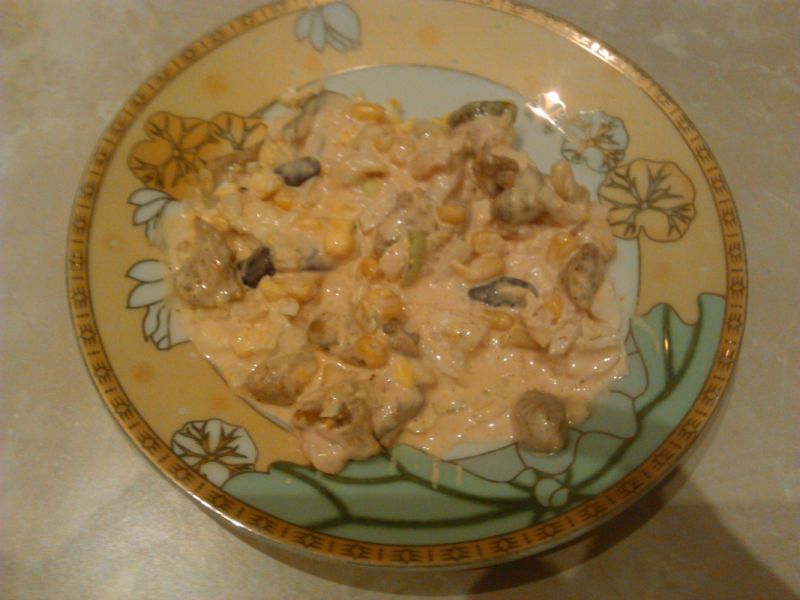 Sałatka z indyka na szybko Sałatka z indyka na szybko