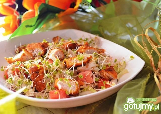 Sałatka z indykiem i kiełkami Sałatka z indykiem i kiełkami