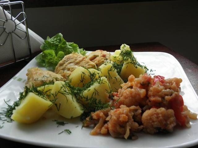 Sałatka z kalafiora. Sałatka z kalafiora.