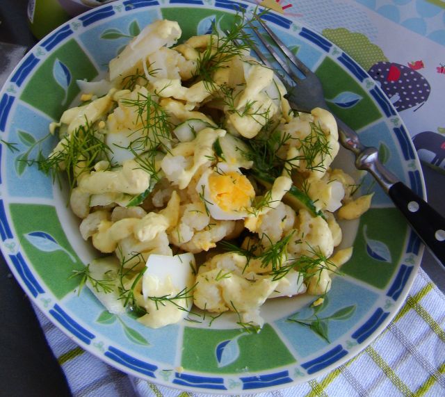 Sałatka z kalafiora i kalarepy