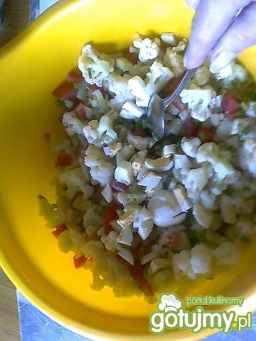 Sałatka z kalafiora wg gosiek i edzia