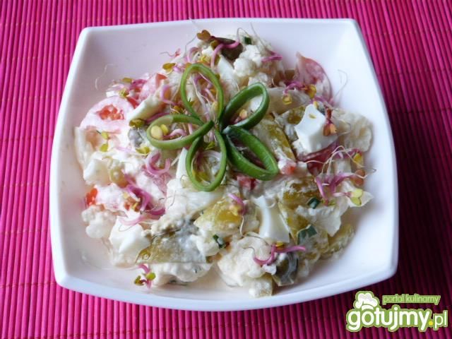 Sałatka z kalafiora z kaparami