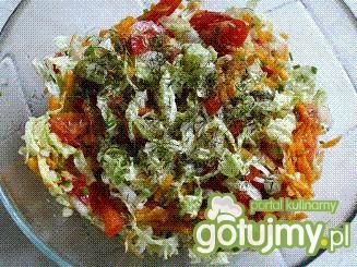 sałatka z kapusty pekińskiej