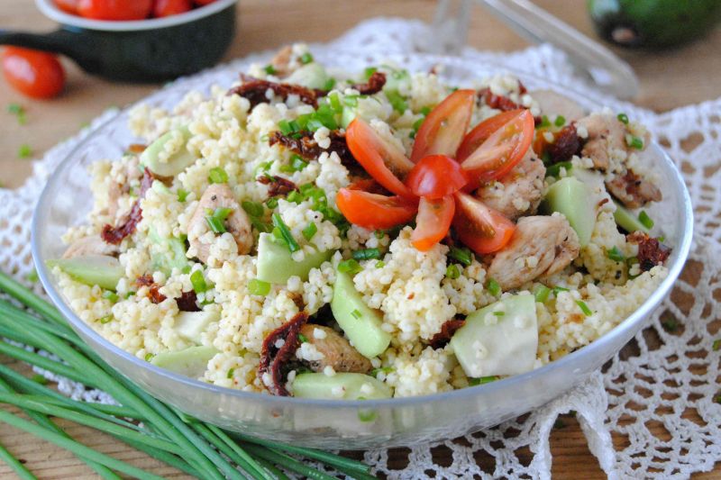 Sałatka z kaszą jaglaną