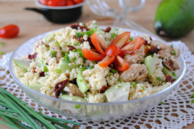 Sałatka z kaszą jaglaną