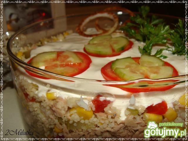 Sałatka z kaszą kuskus Sałatka z kaszą kuskus