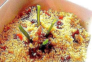 Sałatka z kaszą kuskus i suszonymi pomidorami  