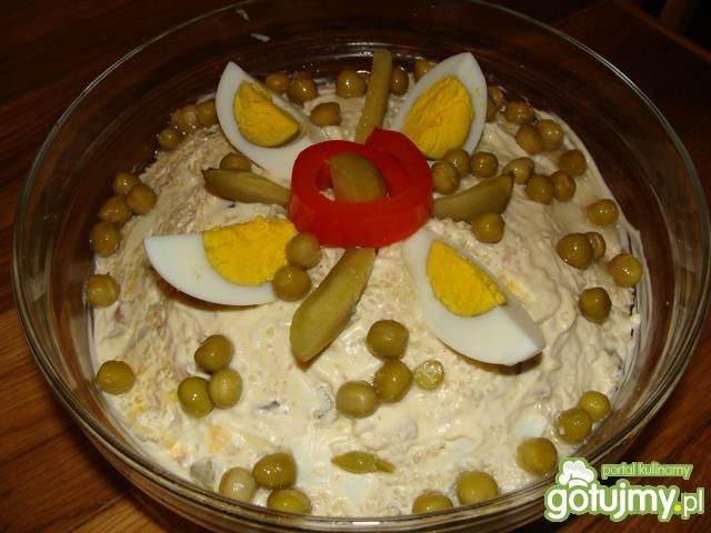 Sałatka z kaszą kuskus i tuńczykiem 2