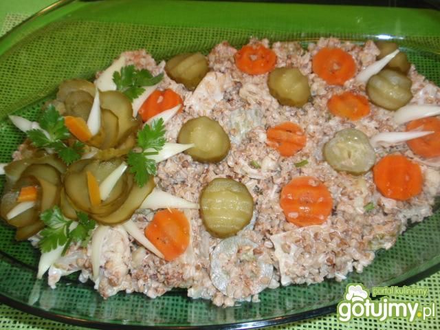 Sałatka z   kaszy  gryczanej Sałatka z   kaszy  gryczanej