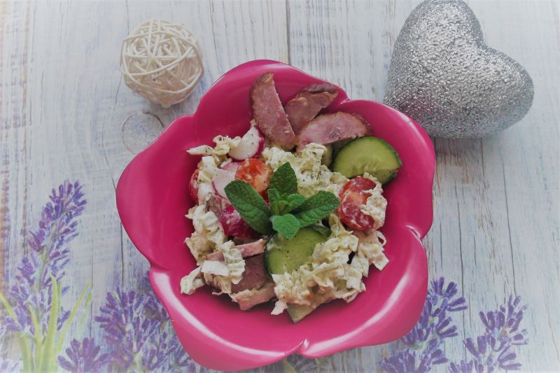 Sałatka z kiełbaską