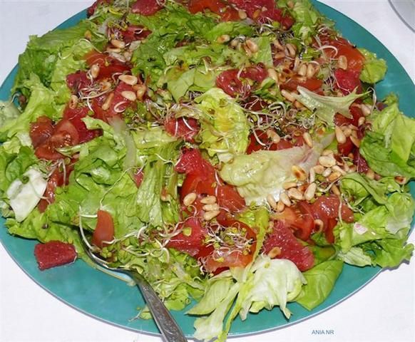 Sałatka z kiełkami 