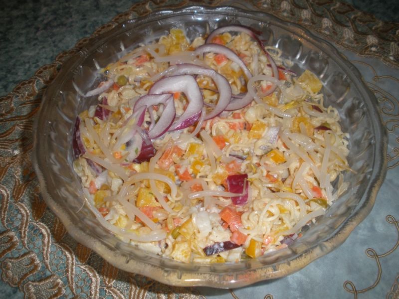 Sałatka z kiełkami 